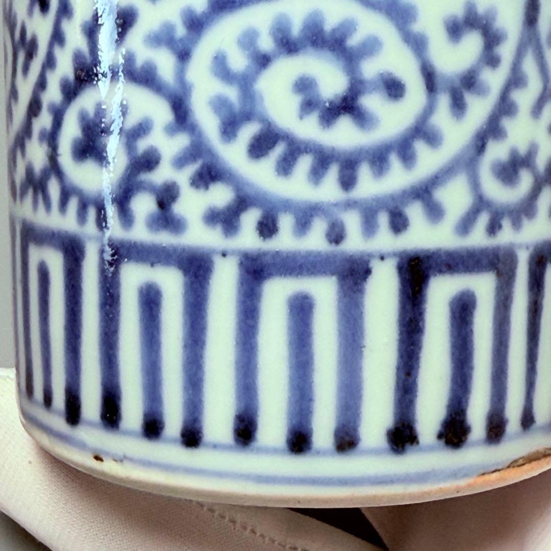 江戸時代 古伊万里 染付蛸唐草文様蓋物 緻密な絵付 大人気図柄 古