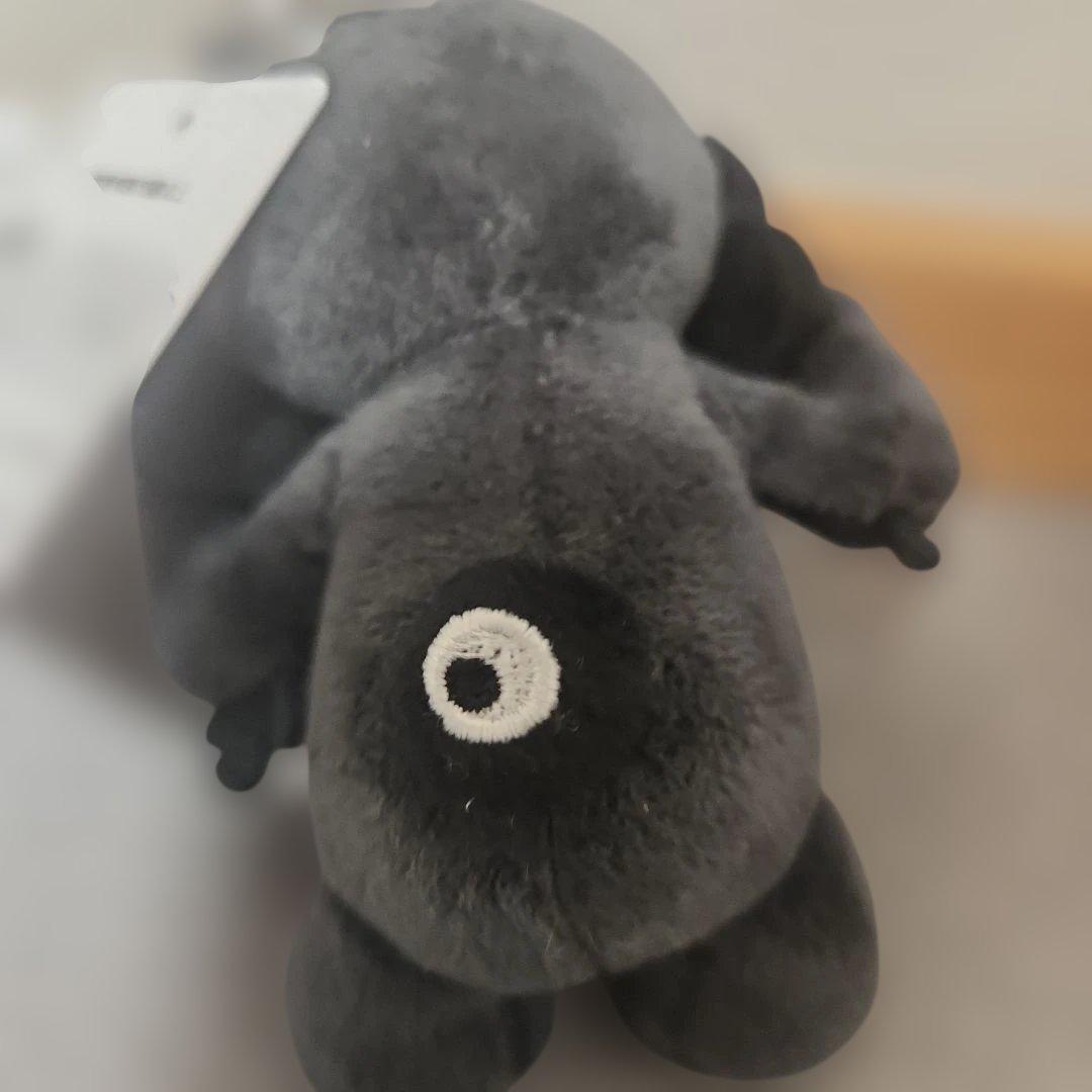 Key.k大阪万博　黒ミャクミャク座りカラビナ付きぬいぐるみ約15cm