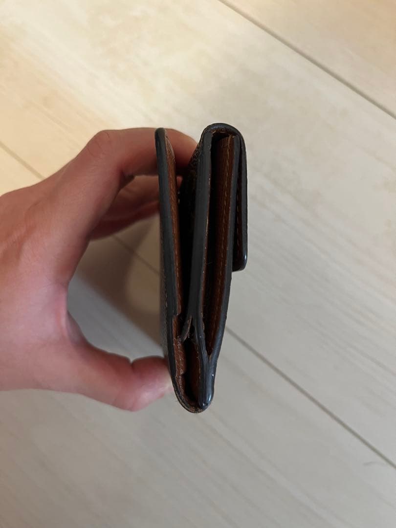 ルイヴィトン　モノグラム　二つ折りケース