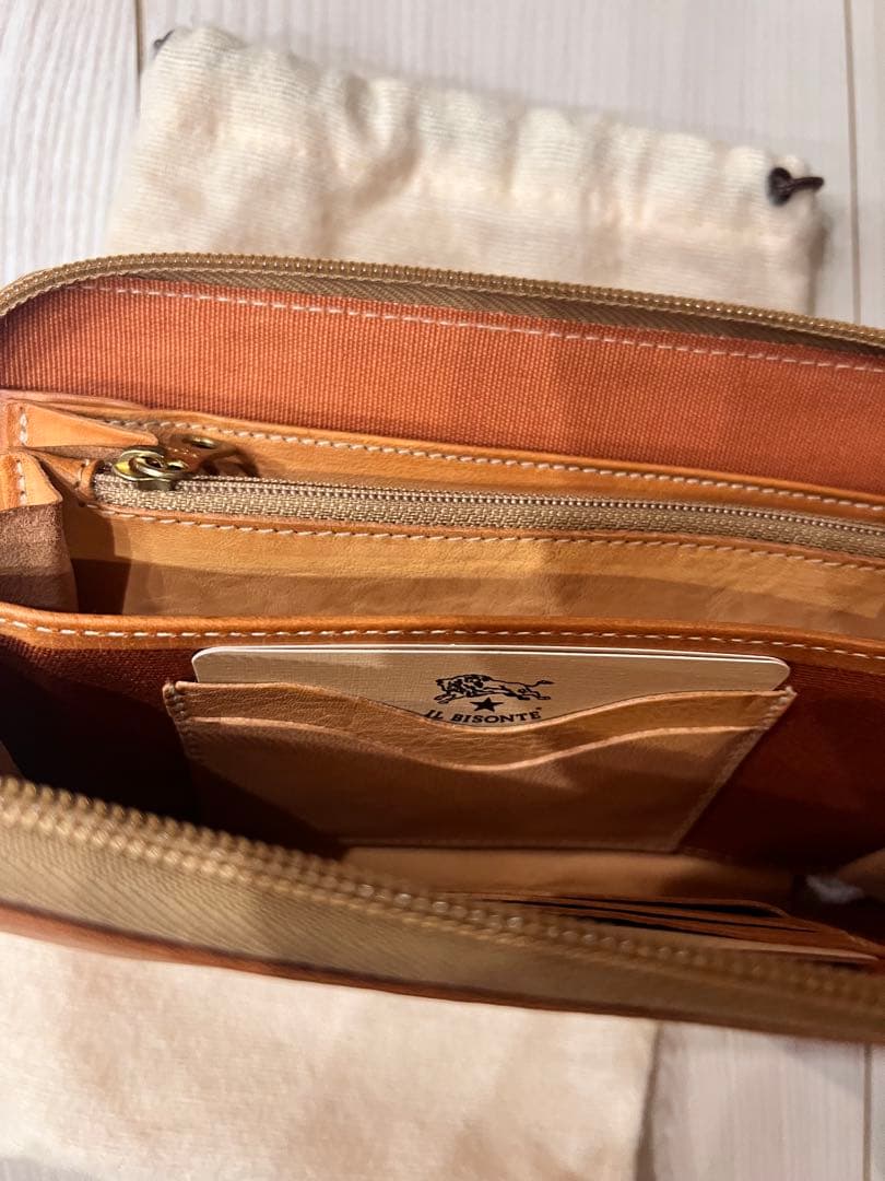 【新品】イルビゾンテ　IL BISONTE 本革　長財布