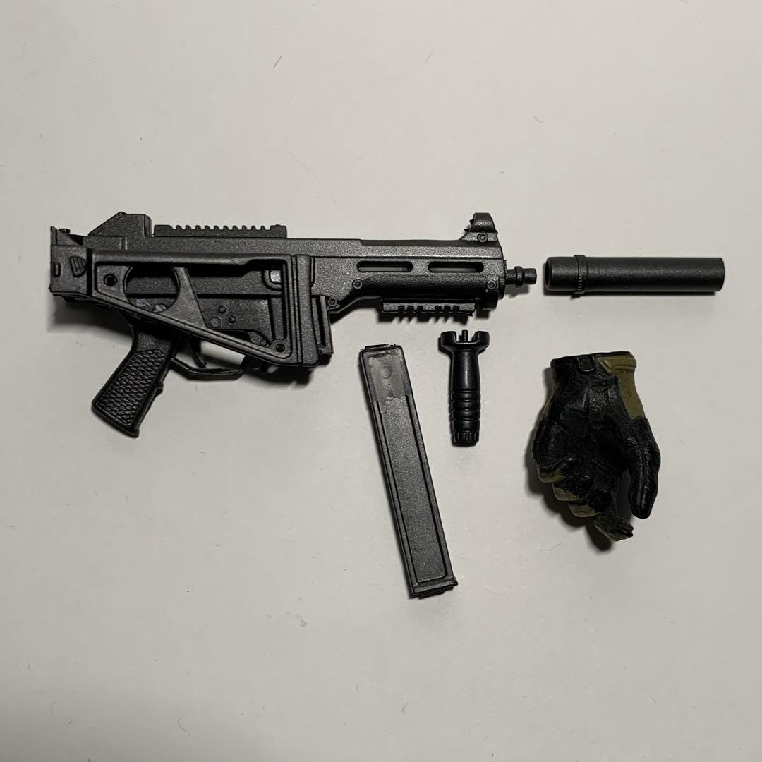 1/6カスタムフィギュア ピアーズ・ニヴァンス バイオハザード6 Amazon