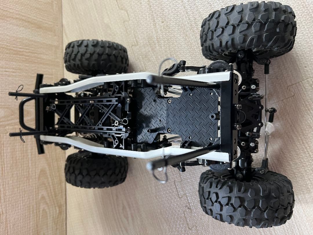 タミヤ CR01（4WS）（LED付き） - メルカリ