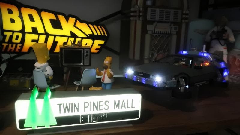 バックトゥザフューチャー TWIN PINES MALL 電飾看板 模型