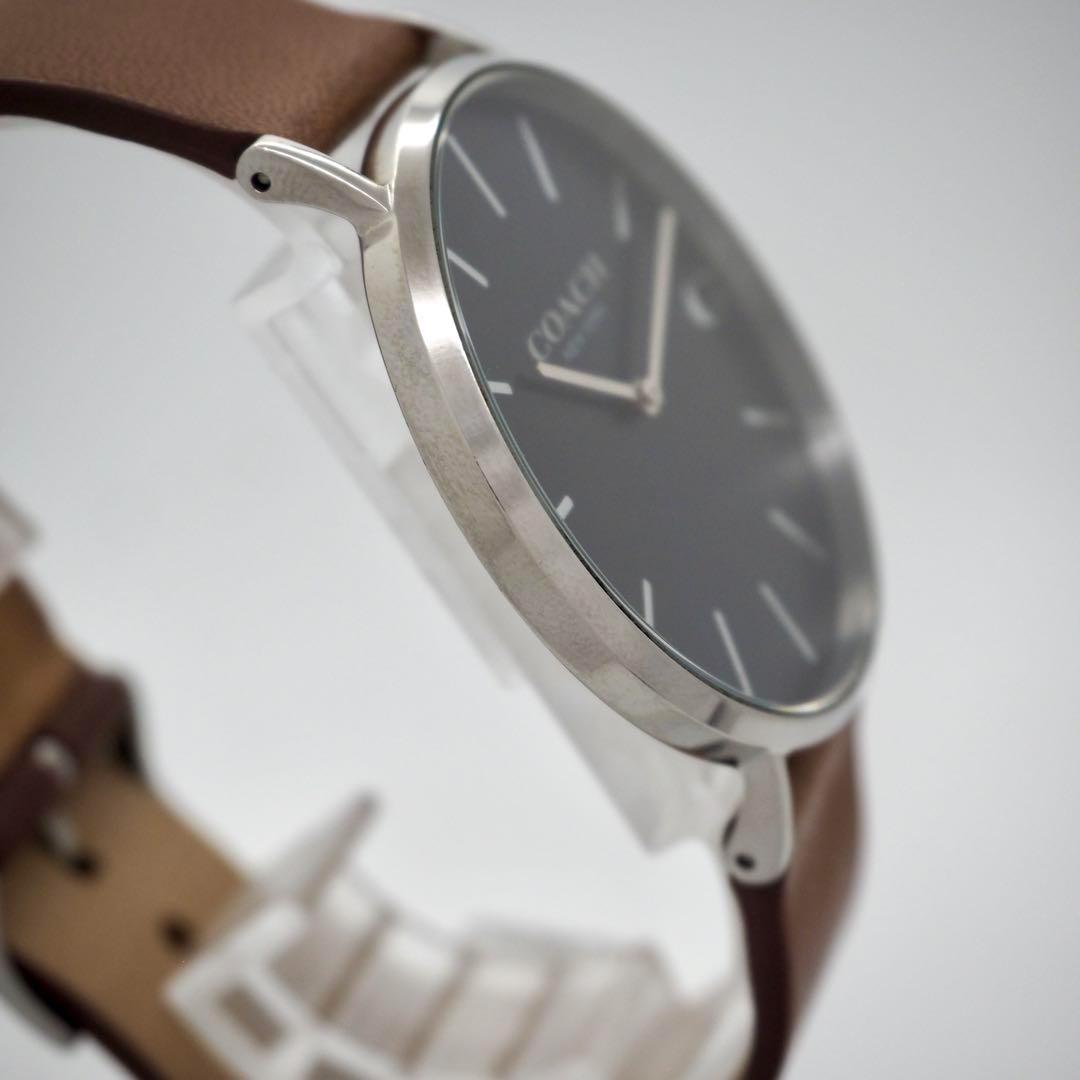 713【美品】COACH　メンズ　時計　ネイビー　ブルー　箱付き　ブラウン