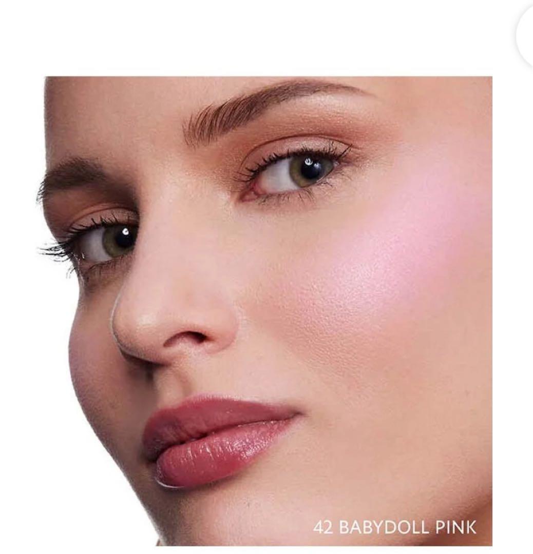 ❗️週末値下げ中❗️YSL パウダーチーク No.42 ベビードール ピンク
