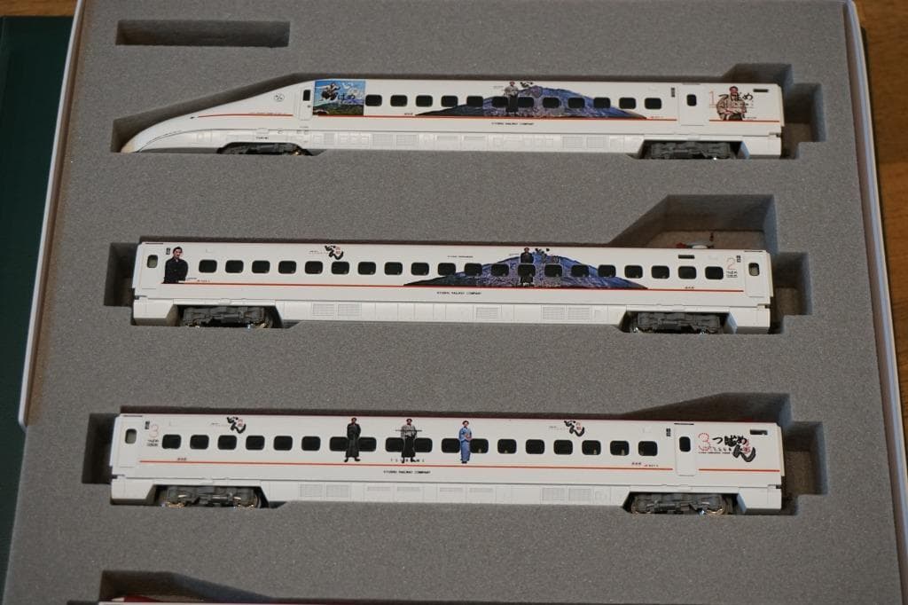 KATO 九州新幹線 800系1000番台 「西郷どん」仕様 6両セット