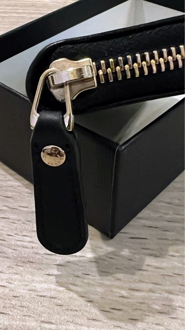 し*ิ様 【美品　一点限り】グッチ GUCCI 小銭入れ　マイクロGG シマ レ