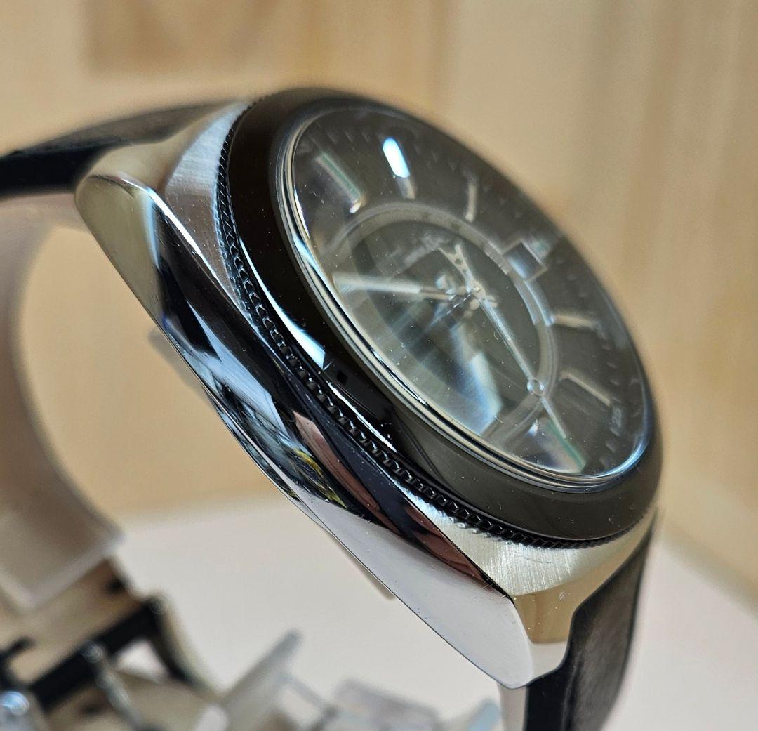 2次電池交換済み‼️美品のポールスミス電波ソーラー腕時計