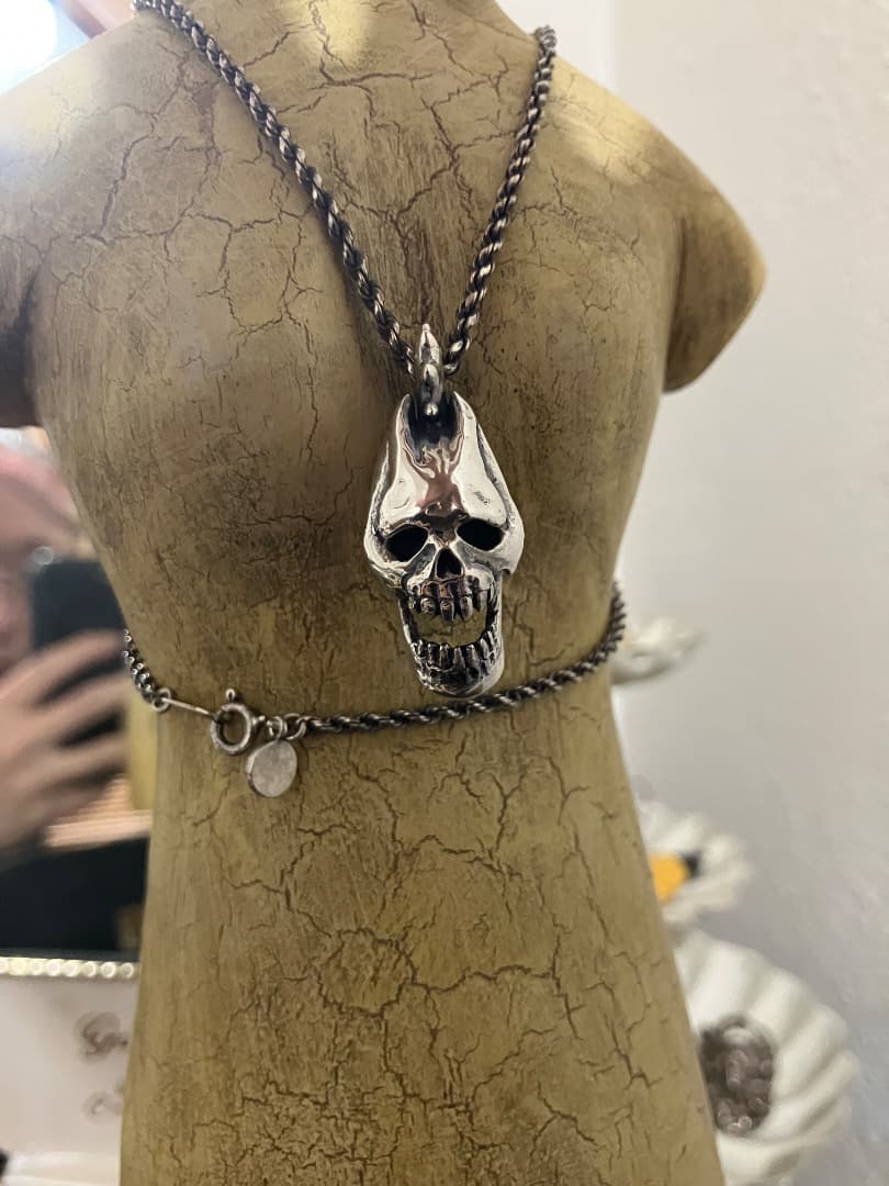 PASSIONE＋ JOJO キラークイーン シルバー ペンダント ネックレス