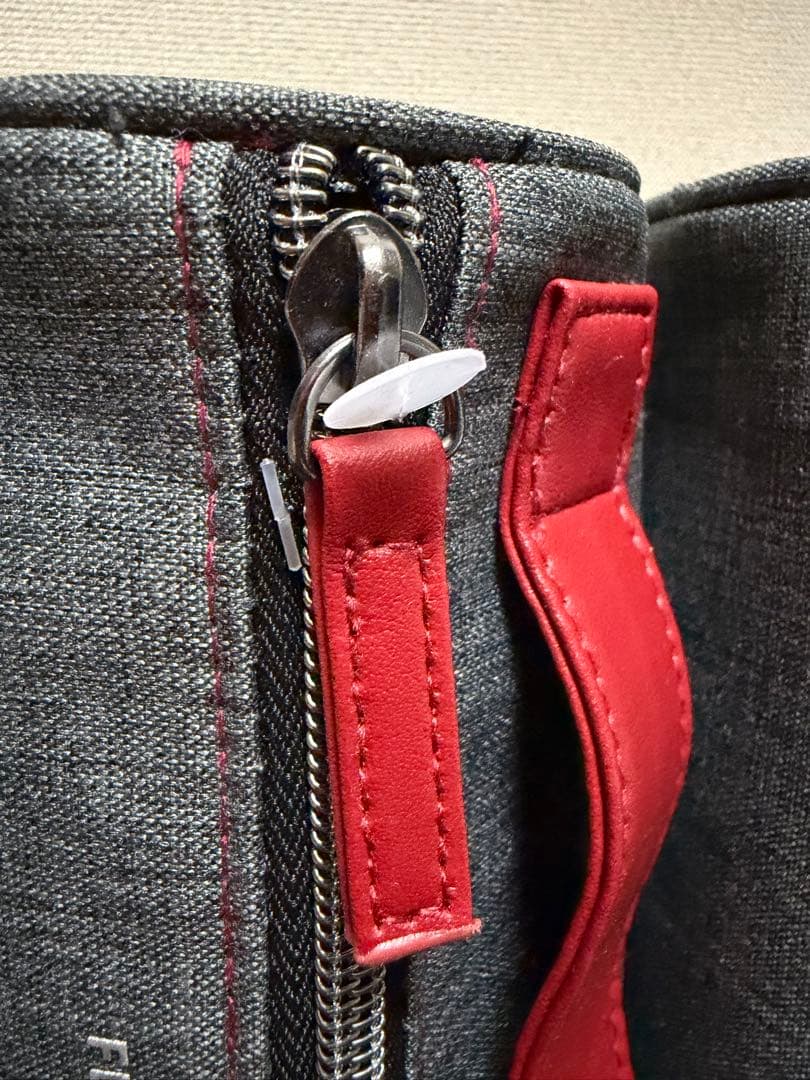 アメリカン航空ビジネスクラス パジャマ&FLAGSHIP トラベルポーチ