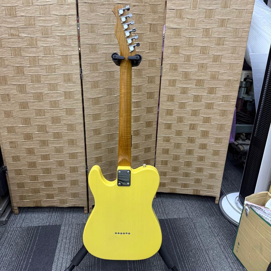 美品稼働品☆バッカス　エレキギター☆Bacchus　ユニバースシリーズ