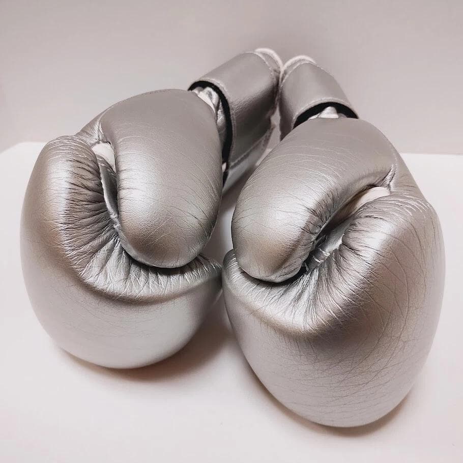 Winning ウイニング ボクシンググローブ 8oz 銀 シルバー 別注品 ➁