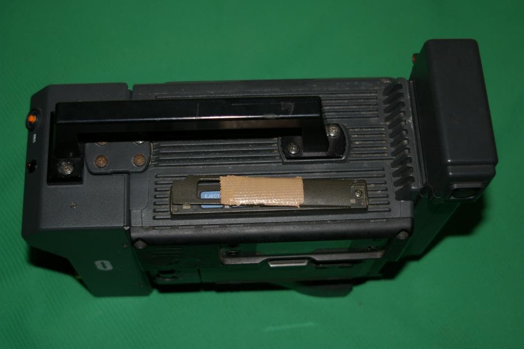 ソニーDVCAM DSR-1とサンドレックVA-10ポータブル化ジャンク品