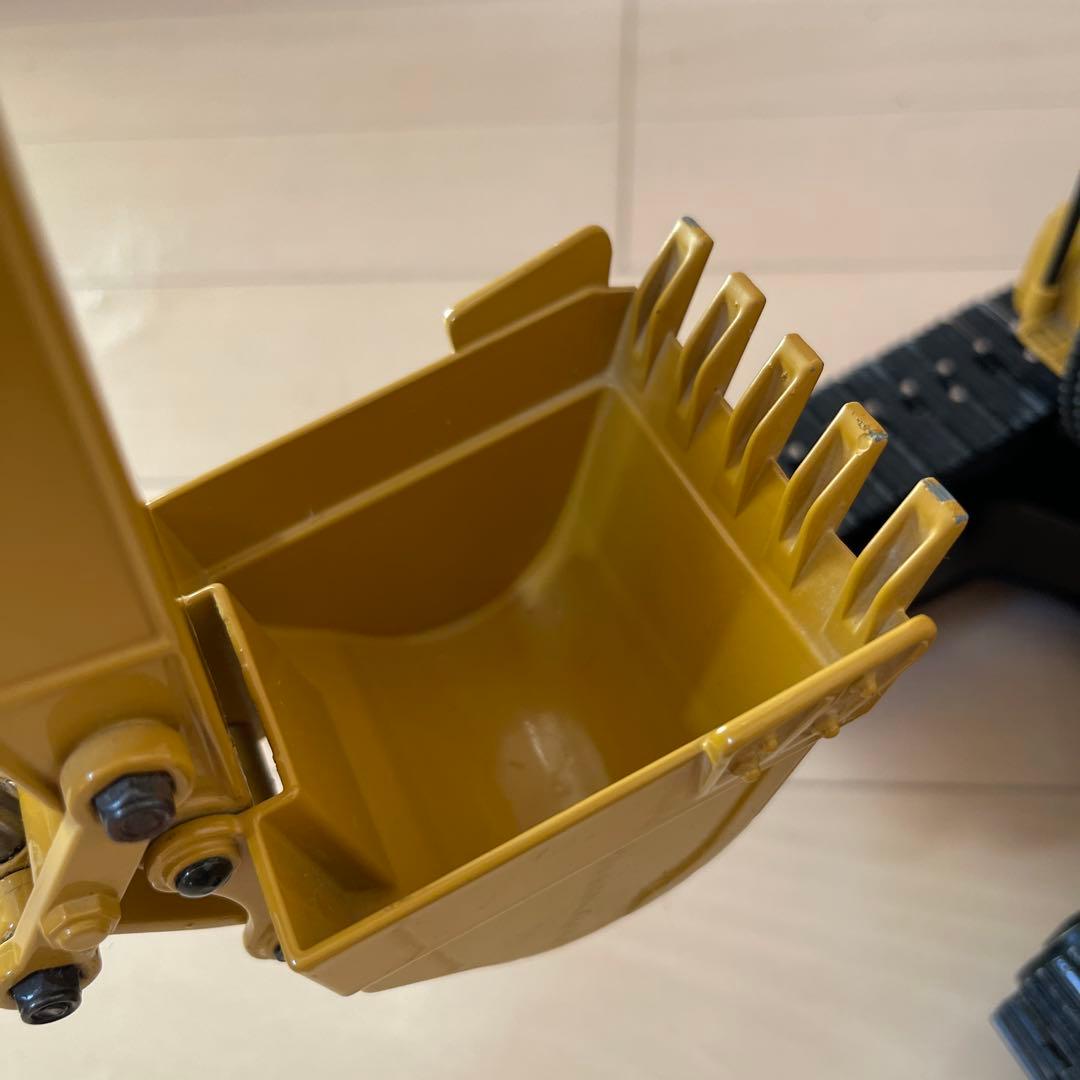 京商56621 1/20 油圧ショベル CAT330D L