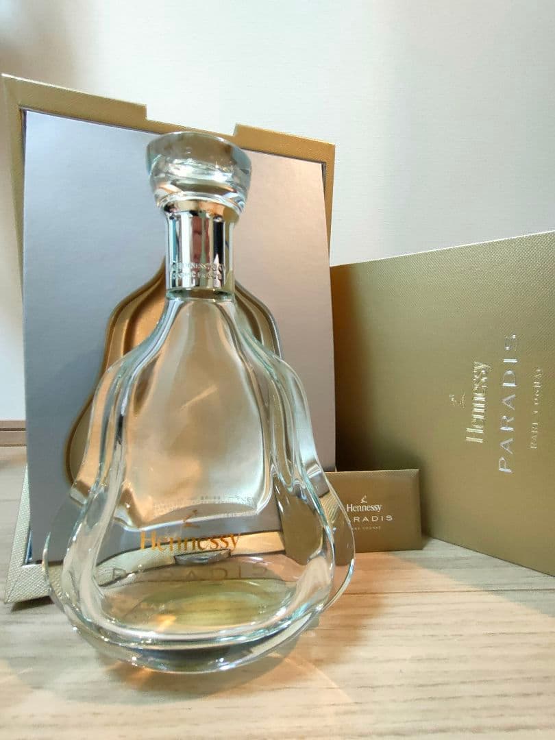 ヘネシー パラディ Hennessy PARADIS 空瓶 空箱 箱カバー