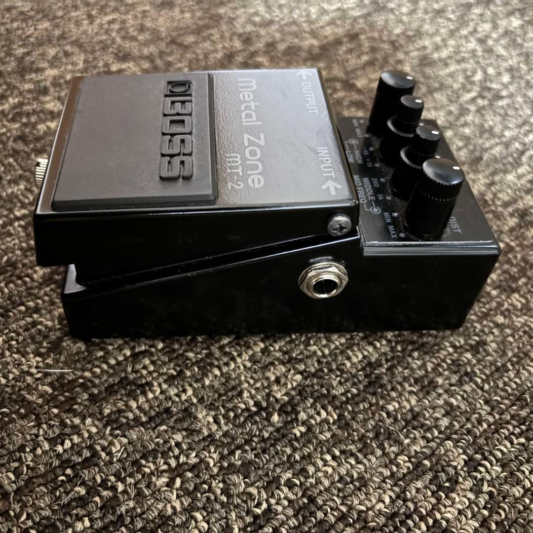 BOSS/メタルゾーン l Zone MT-2 ギターエフェクター