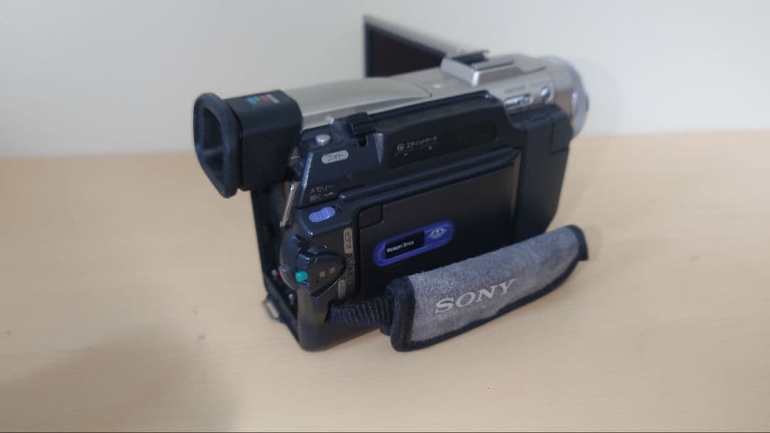 動作品 ソニーDCR-TRV10 MiniDV ビデオカメラ DVDダビングに - メルカリ