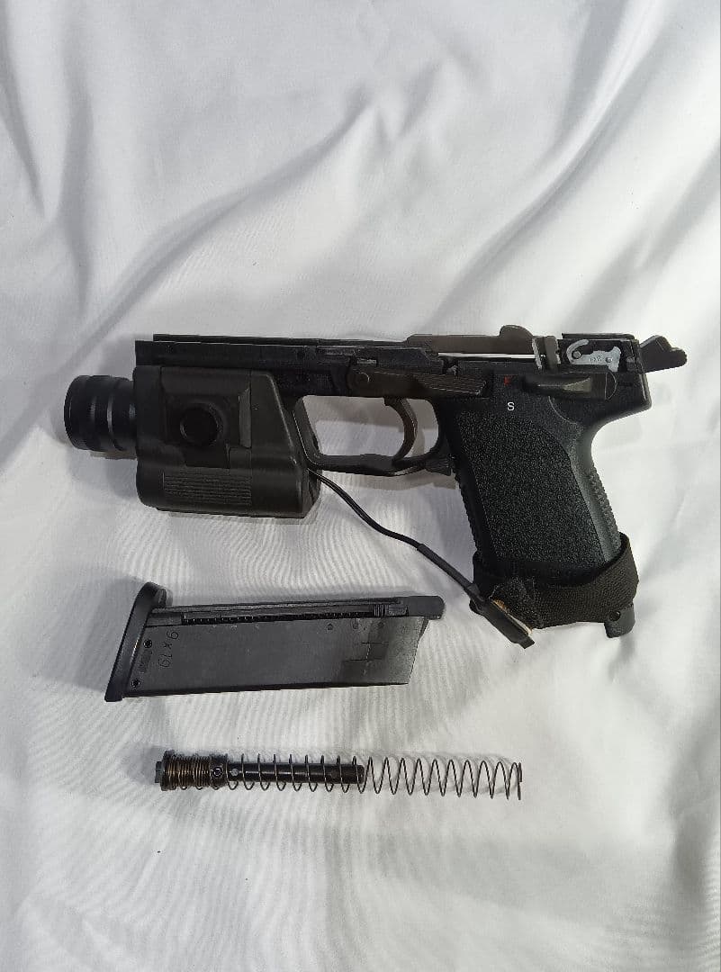 タナカワークス　HKP8 ガスガン　フレームユニット　ライト　ケース　ジャンク