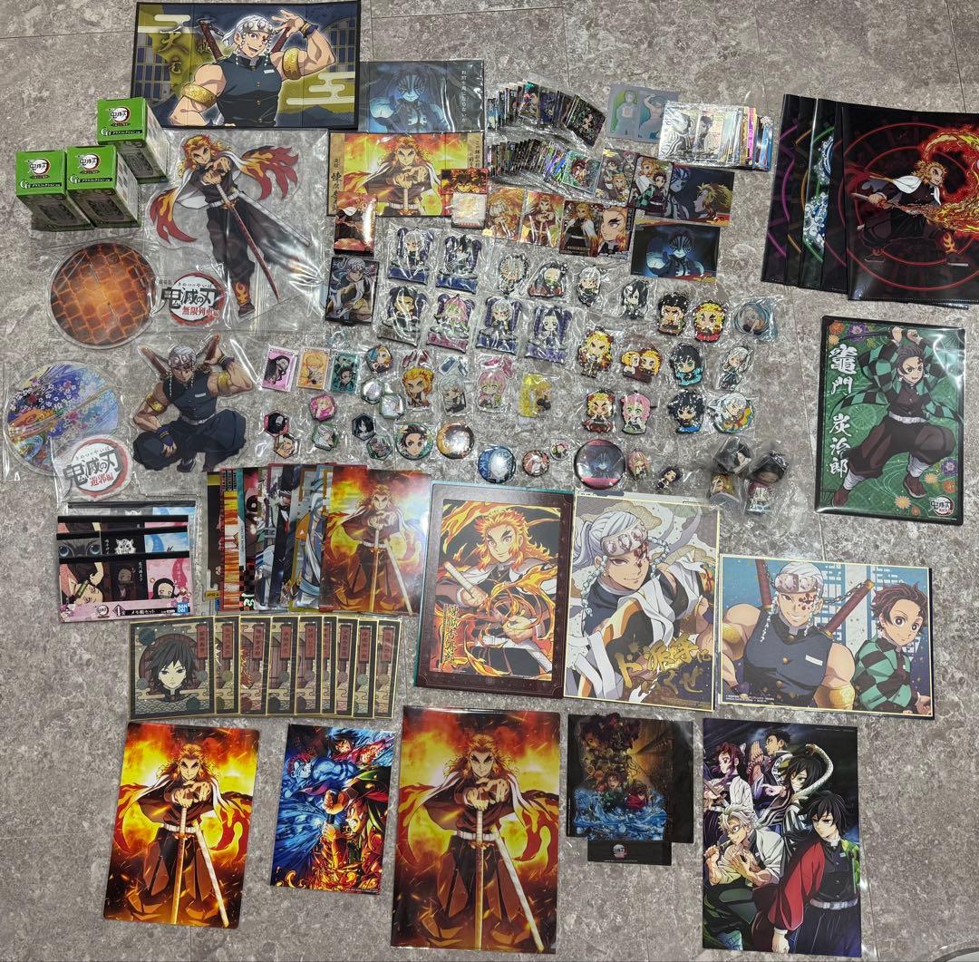 鬼滅の刃 まとめ おひるねこ 色紙 ラバスト シール 缶バッジ アクスタ