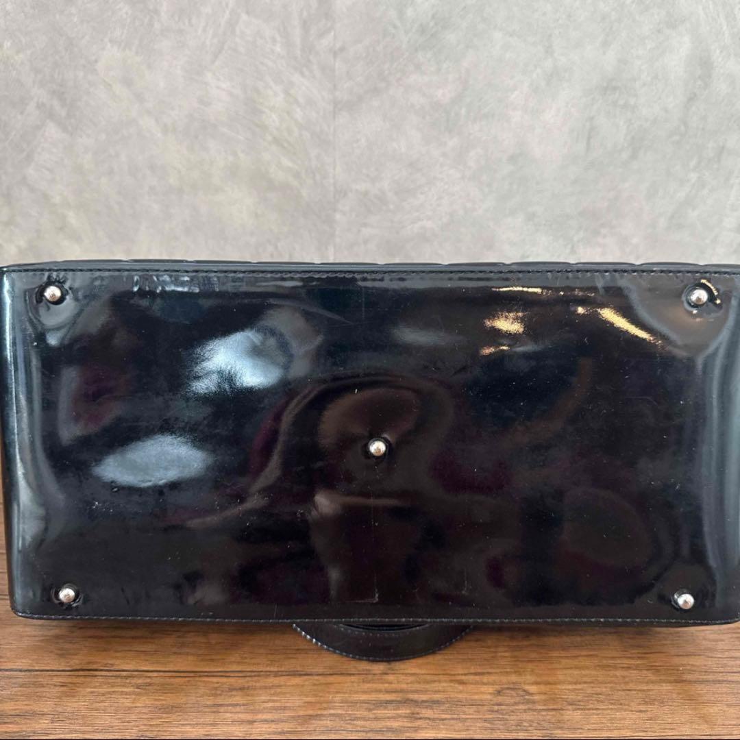 CHANEL シャネル チョコバー エナメル　ブラック　ハンドバッグ