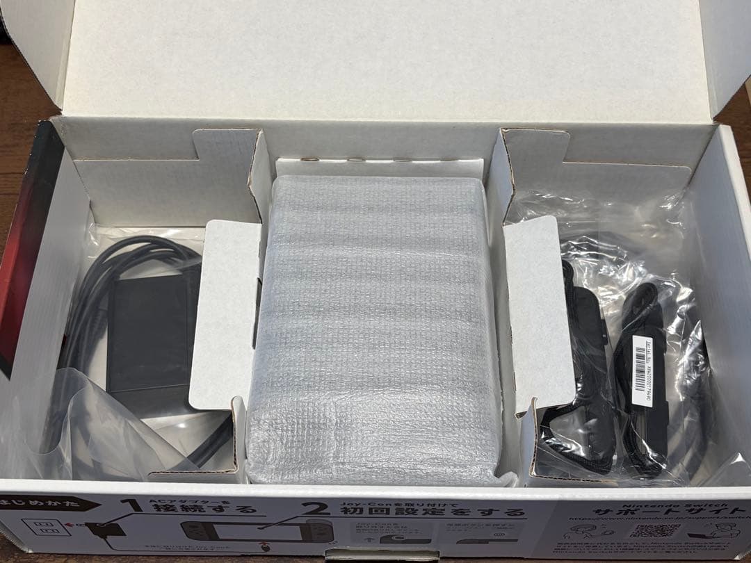 【未対策機】Nintendo Switch本体 箱付き　SDカード128GB付き