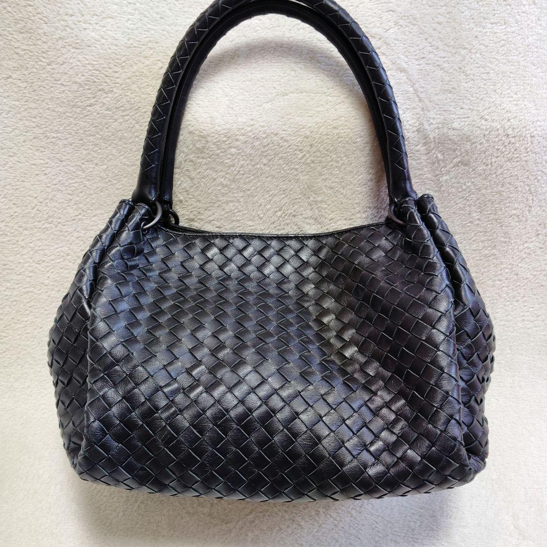 ボッテガヴェネタ　パラシュート　ワンショルダーバッグ　イントレチャート　ブラック