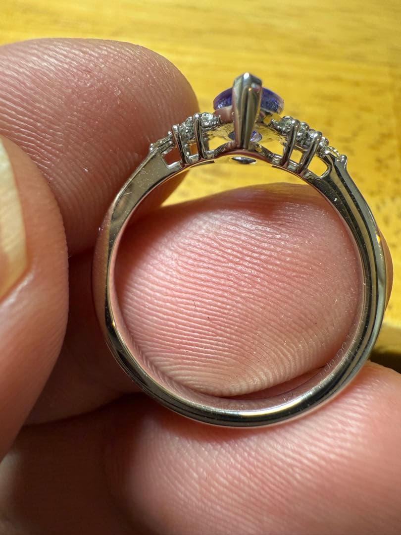 売り切り超特価価格セ-ル！PT950タンザナイトダイアモンド入りリング