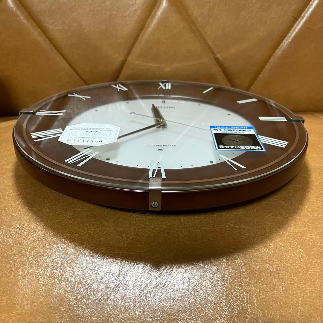 美品 RHYTHM 掛時計 ブラウン枠 リズム 電波 動作確認済 会社 事務所に