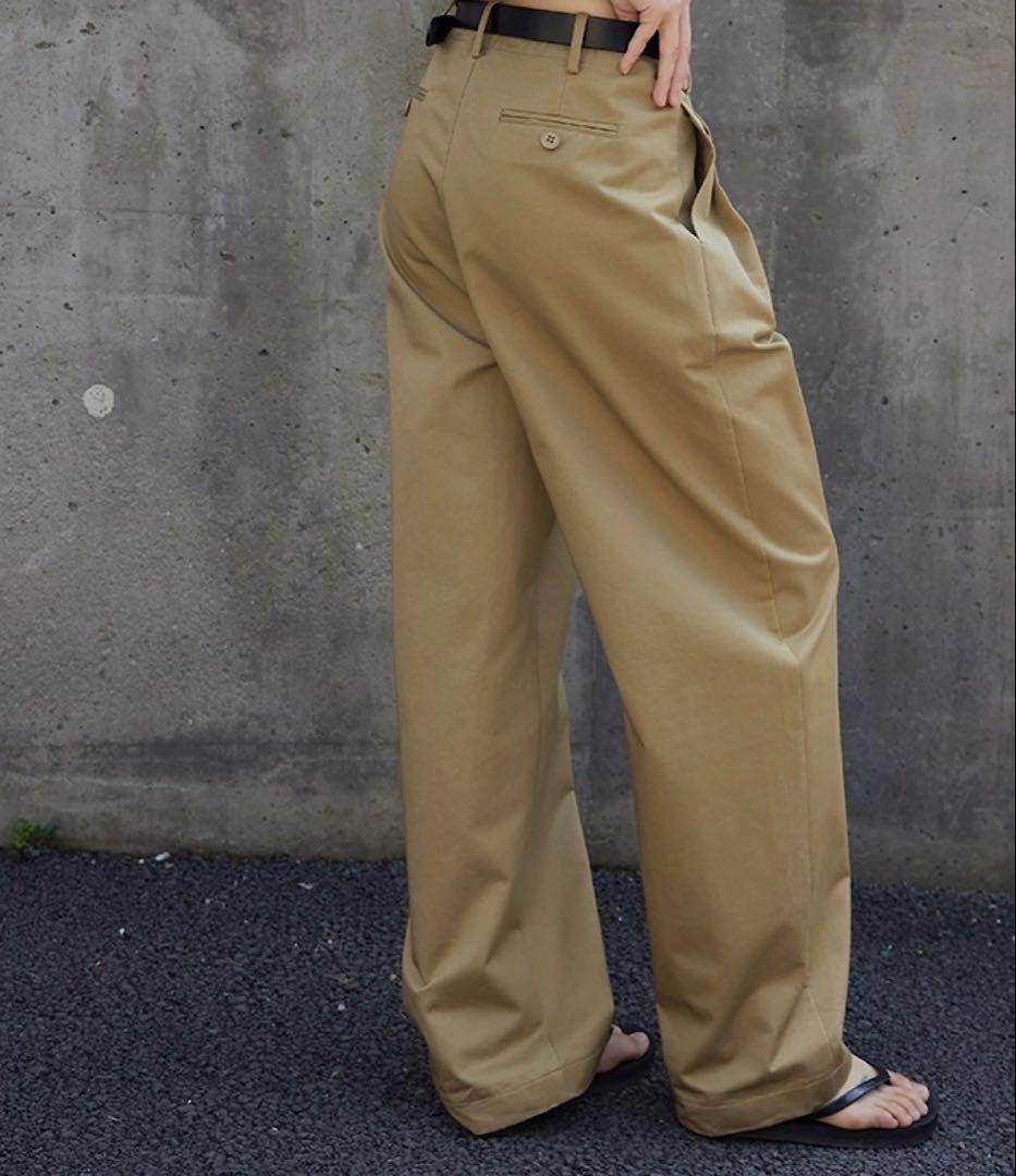 ANOTHER S タック入りワイドチノパン