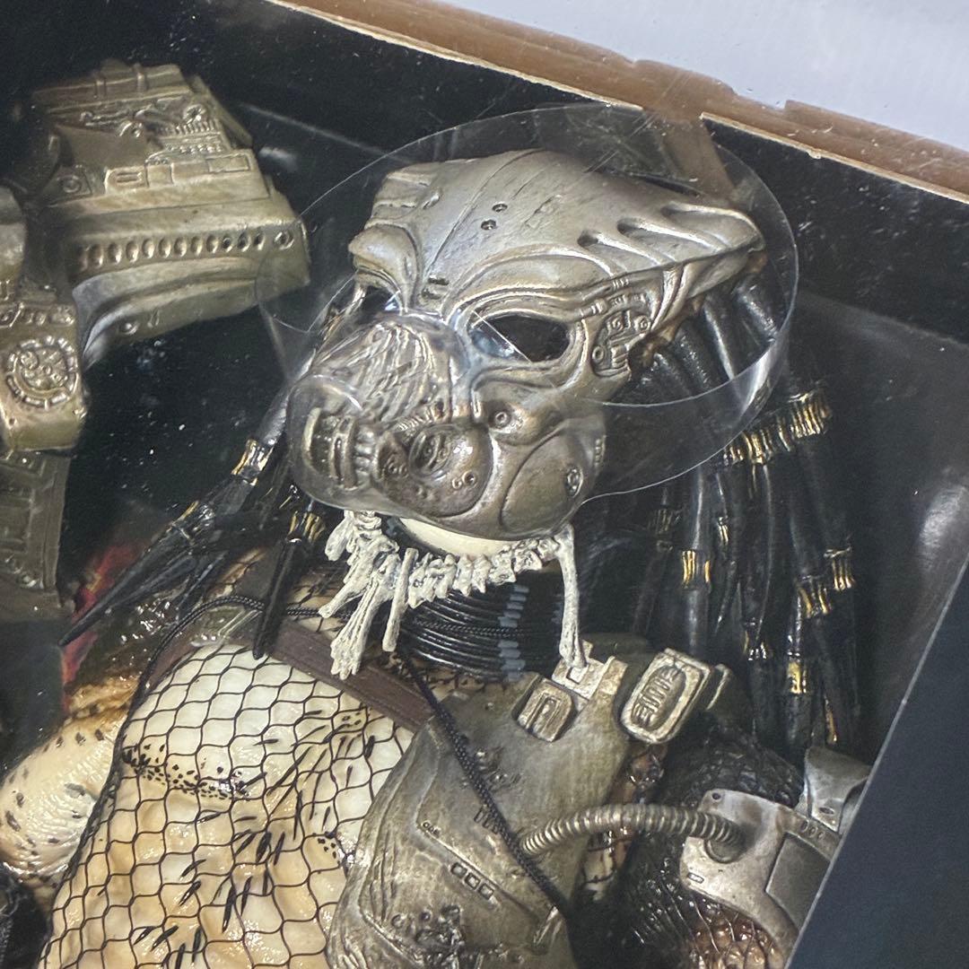 【16日まで値下げ】NECA ゴートプレデター　1/4 限定　未開封　豆魚雷