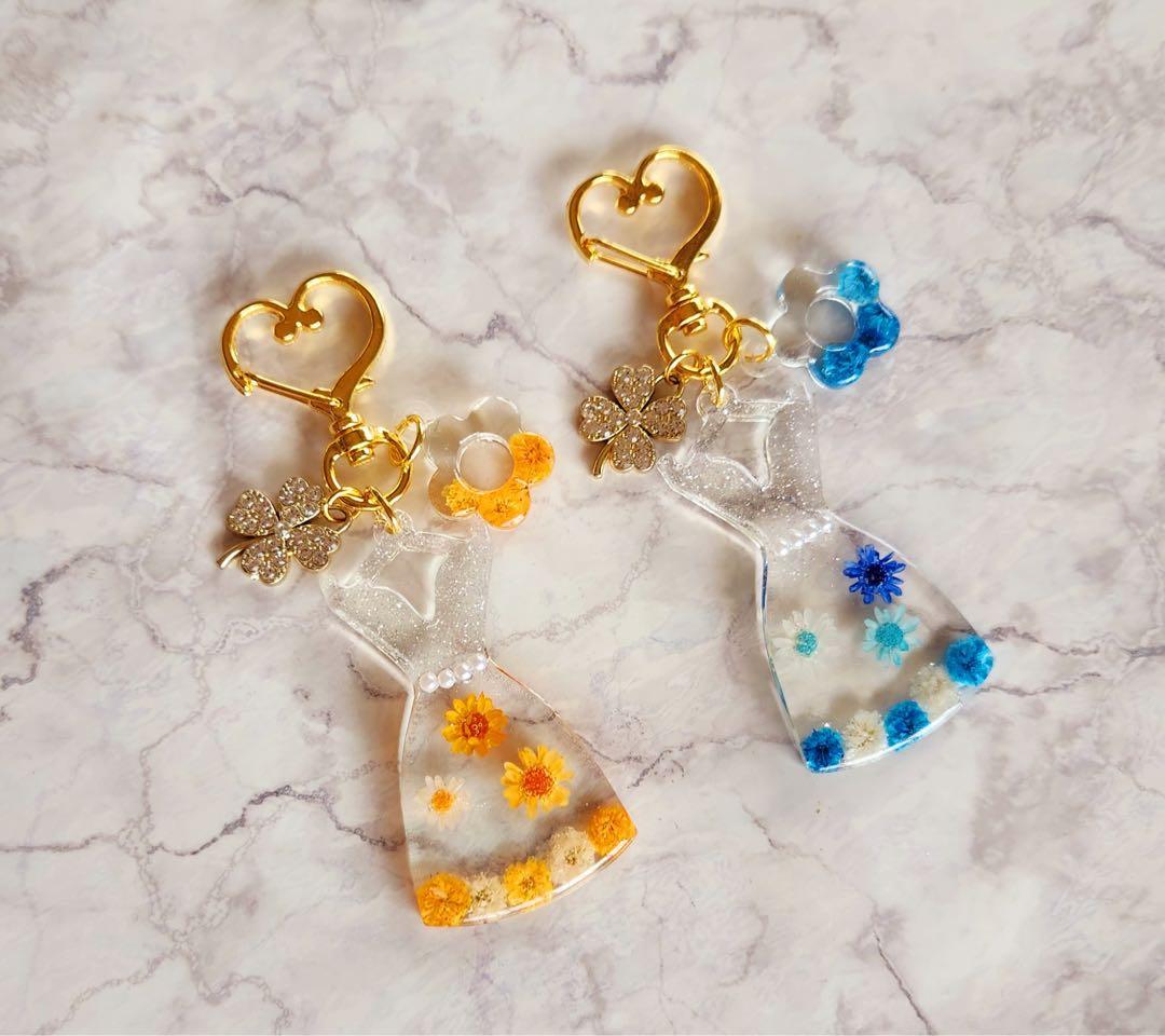 ミヤ　ぶら下がりくまさん　ドームツアー　ドレス　キーホルダー