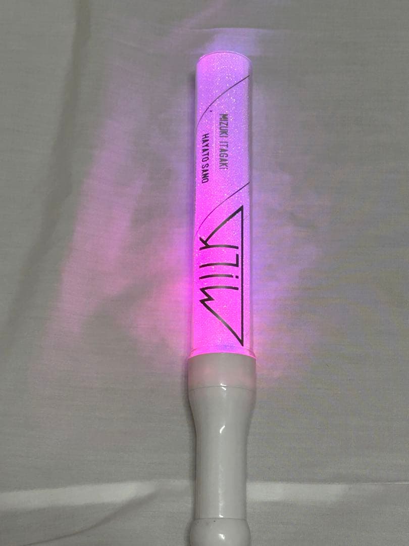 M!LK カラチェン ペンライト