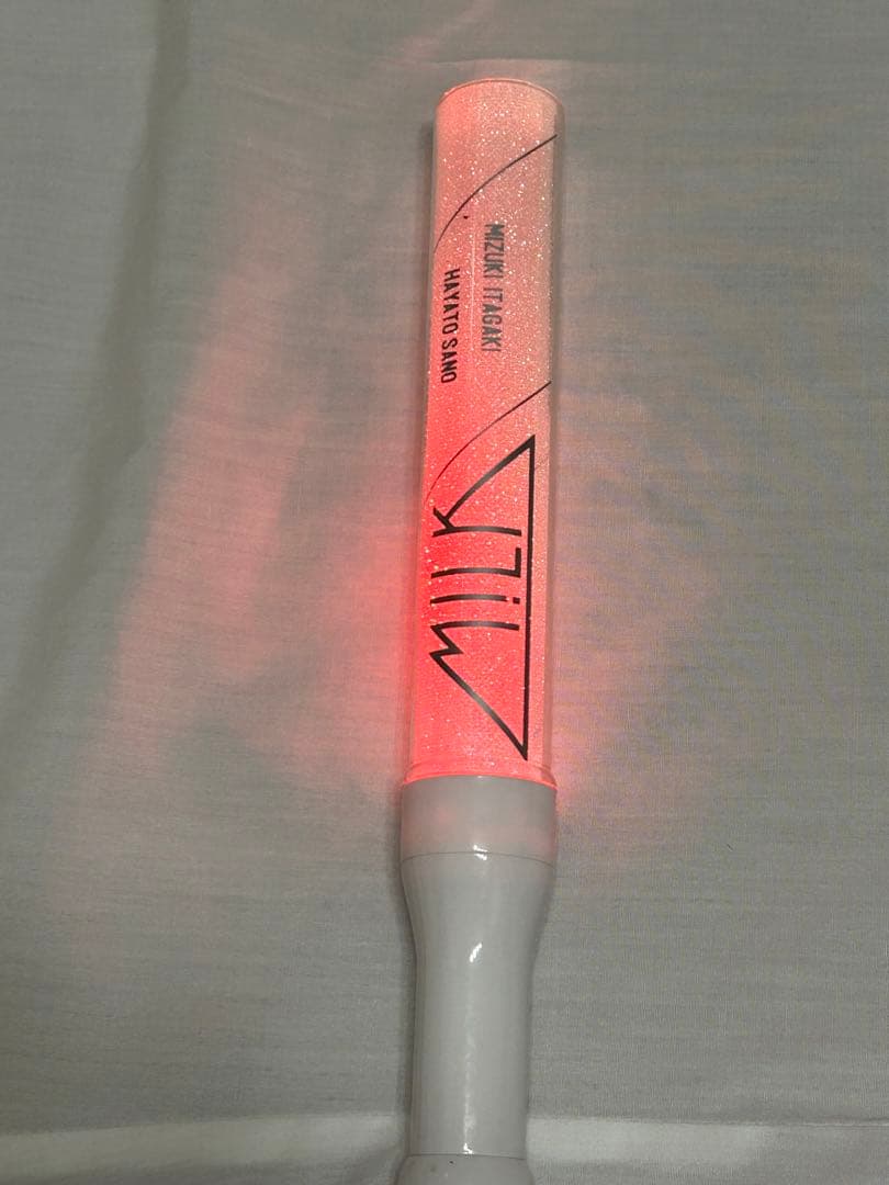 M!LK カラチェン ペンライト