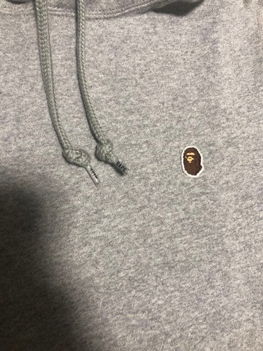 A BATHING APE ワンポイントプルパーカー　サイズS