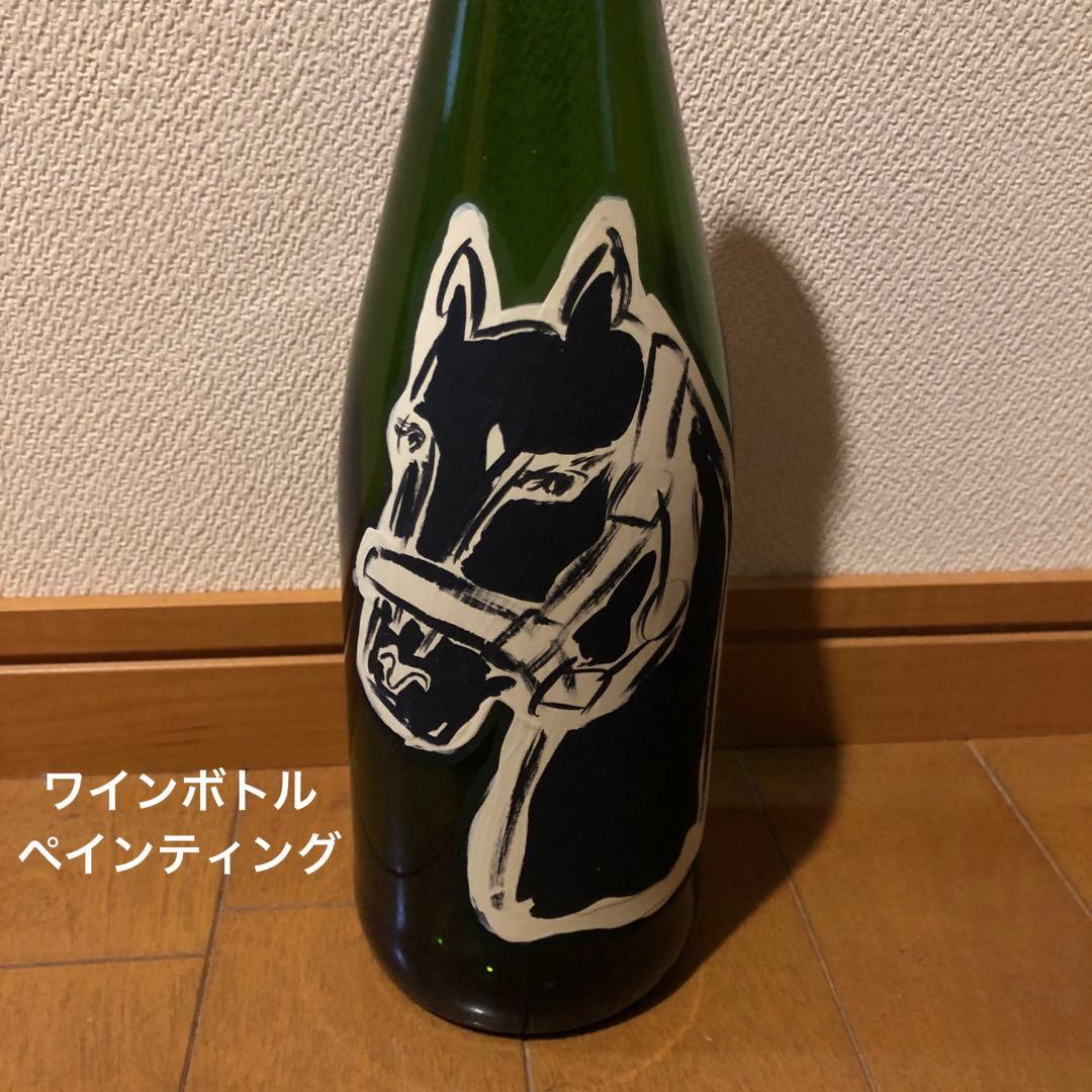 Lee Izumida painting wine bottle リー イズミダ