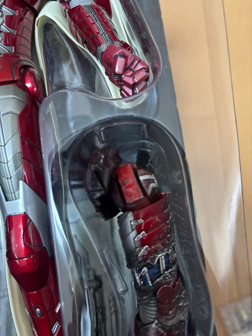 ジャンク扱い ホットトイズ アイアンマン2 1/6 マーク5