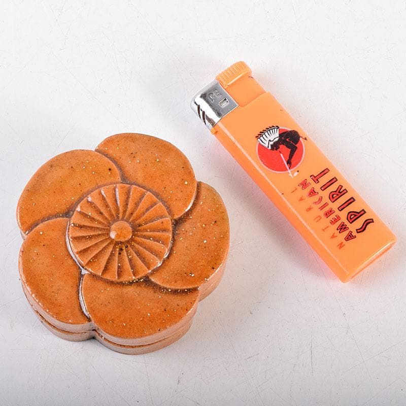 茶道具 大樋焼 九代 大樋長左衛門作 飴釉 捻梅香合 共箱 V 8334 - メルカリ