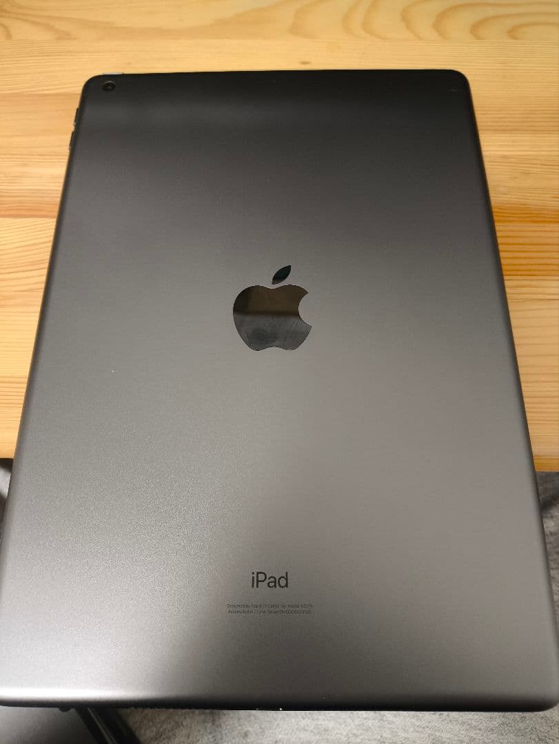 iPad Wi-Fi 32GB Space Gray 超美品！ 超美品 SIMフリー iPad 第8世代