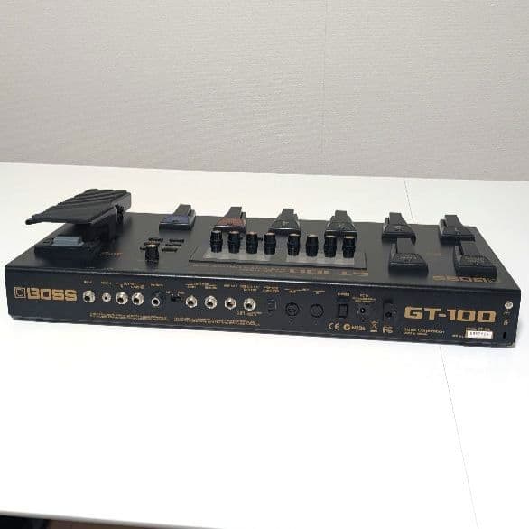 BOSS GT-100 マルチエフェクター 未使用