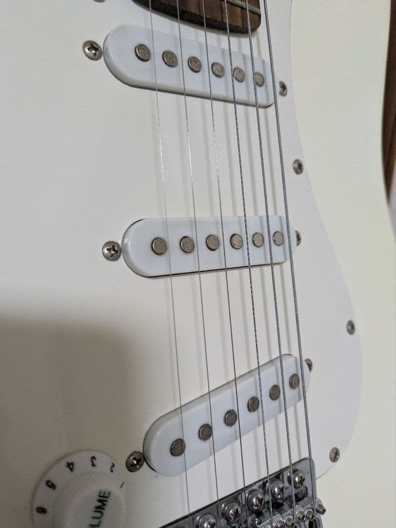 Bacchus エレキギター バッカス ストラト レフティ 左利き ホワイト