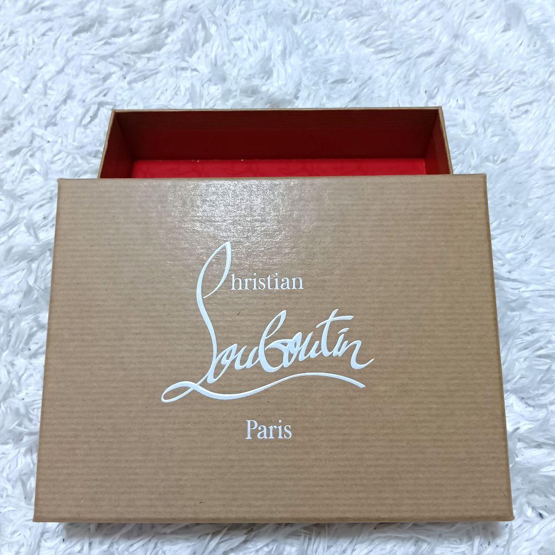 極美品　クリスチャンルブタン　小銭入れ　パネトーネ　オフホワイト　付属品完備