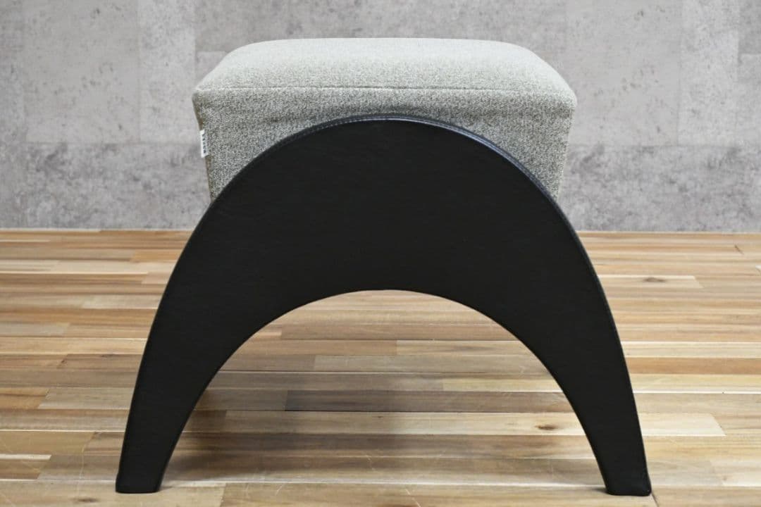 3GK54a ノイエス NOYES オットマン スツール 腰掛け モダン 足置き