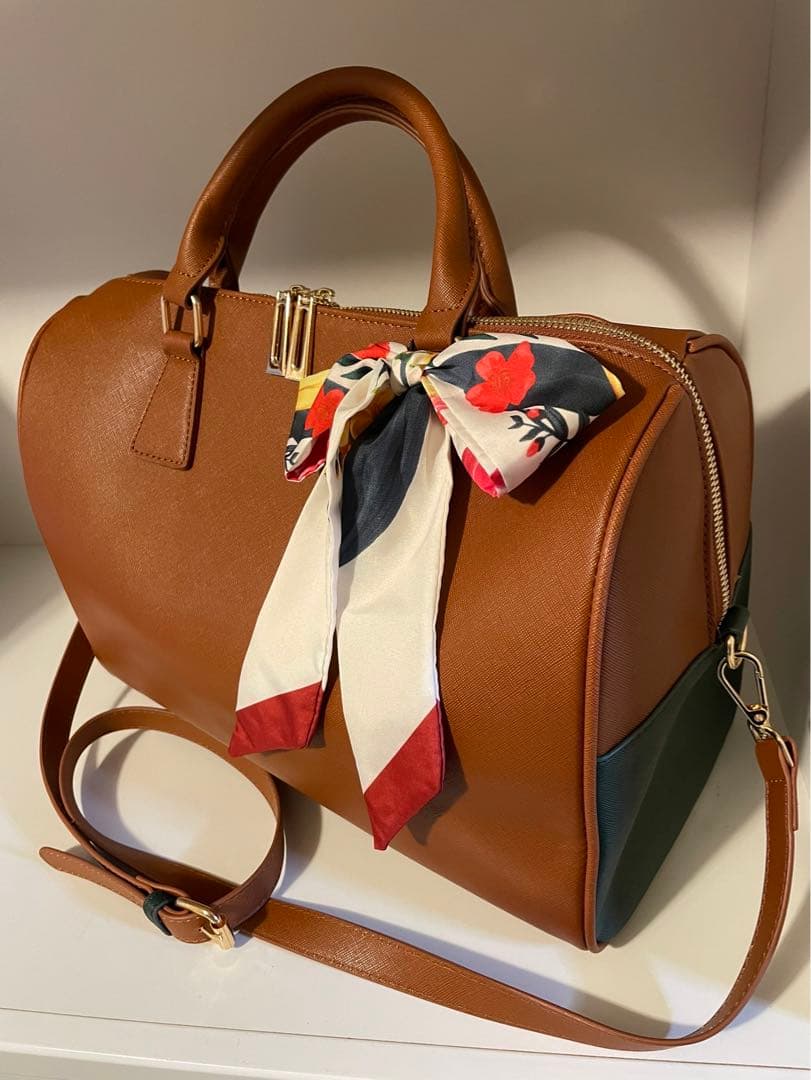 BTS V テテ ボストンバッグ ARTISTMADE風 新品未使用】BTS Vテテ