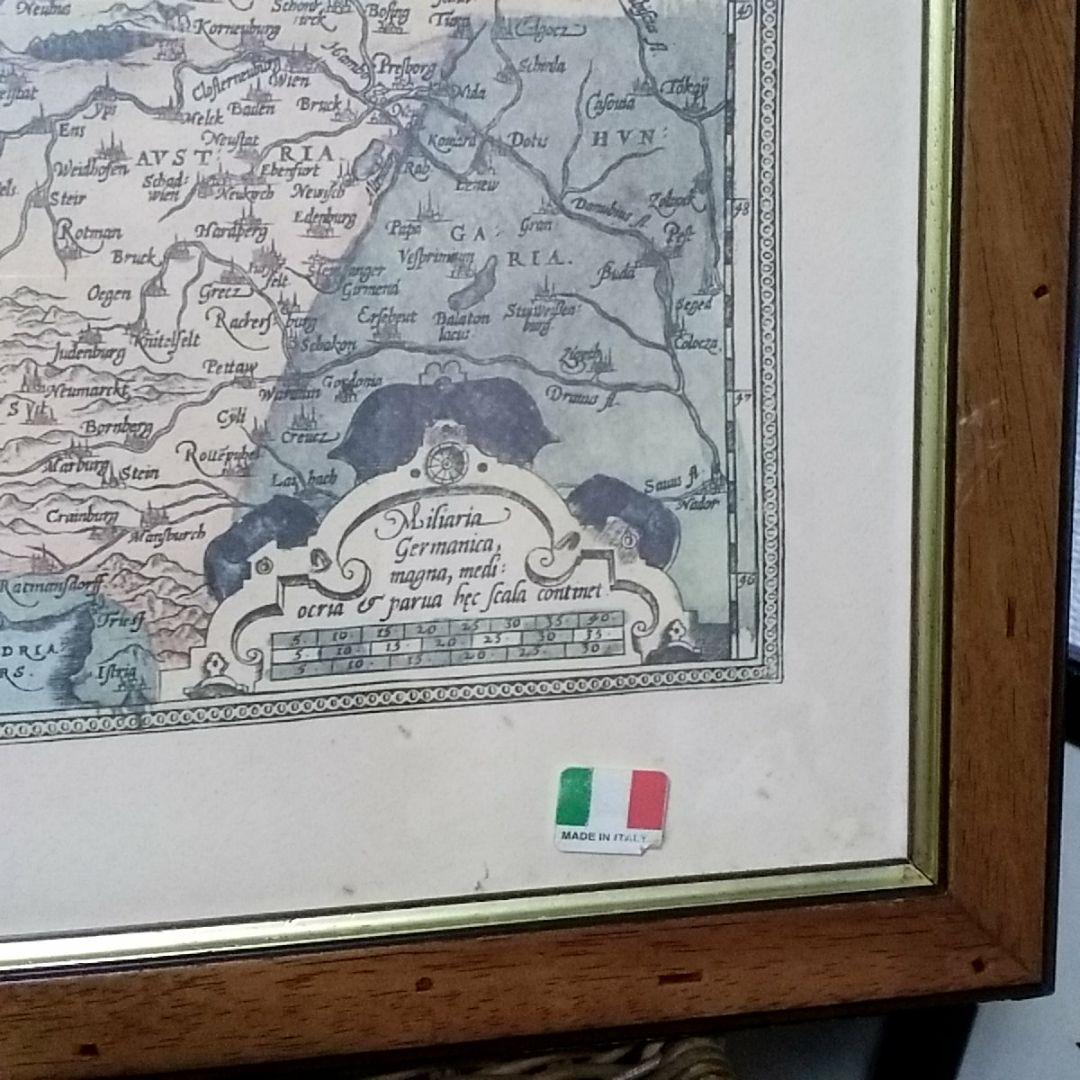 イタリアの地図入り額装