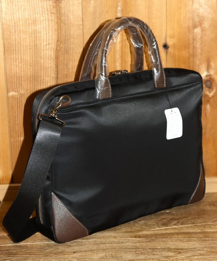 新品 TAKEO KIKUCHI フライト ビジネスバッグ A4 Ⓗ