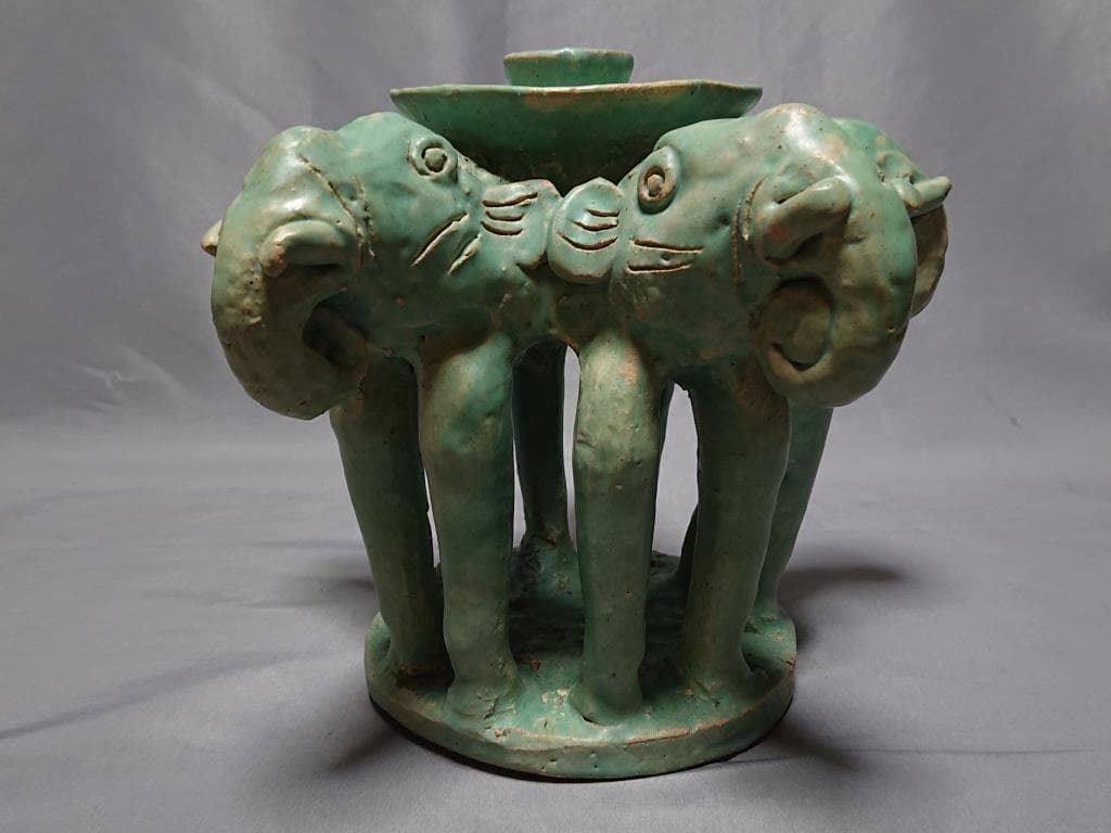 コレクター収集　　ミヤンマー　モン族　緑釉　五象燭台　15～16世紀