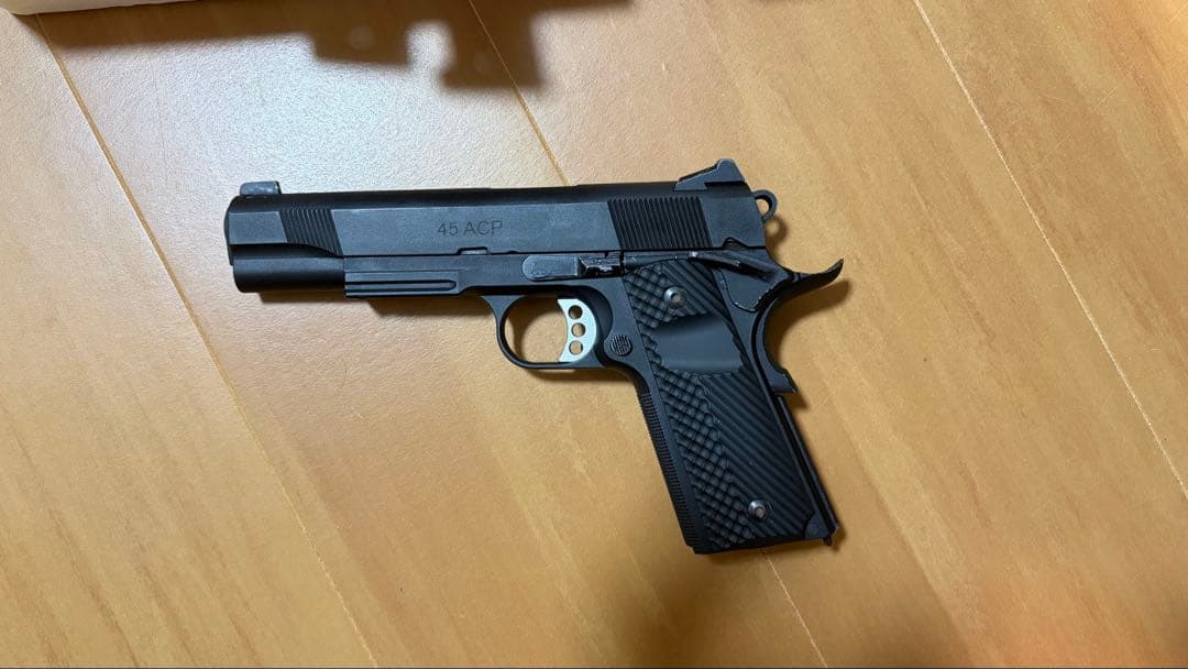 トイガン Carbon8 M45