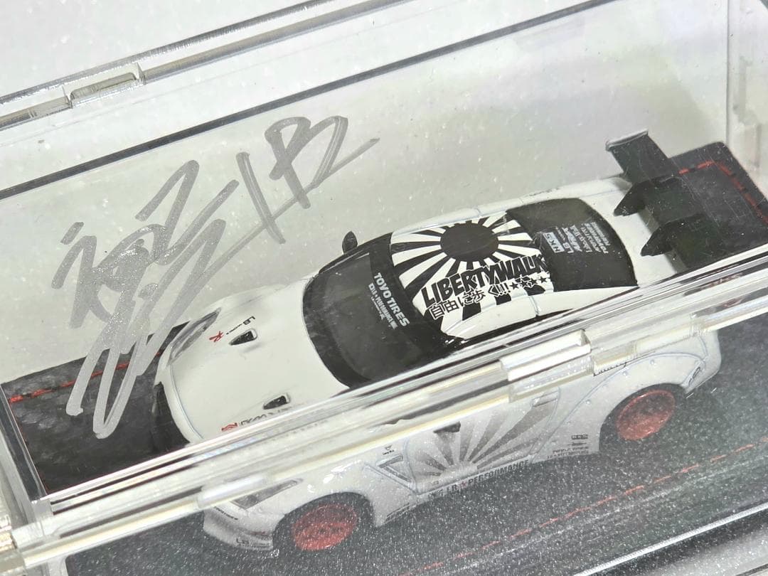 MINIGT リバティーウォーク 71サイン入り