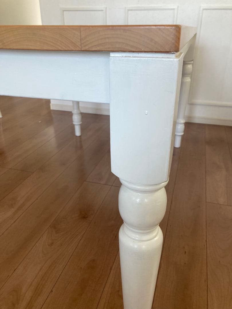 リーヴス　アルダー　ダイニングテーブル　4人用