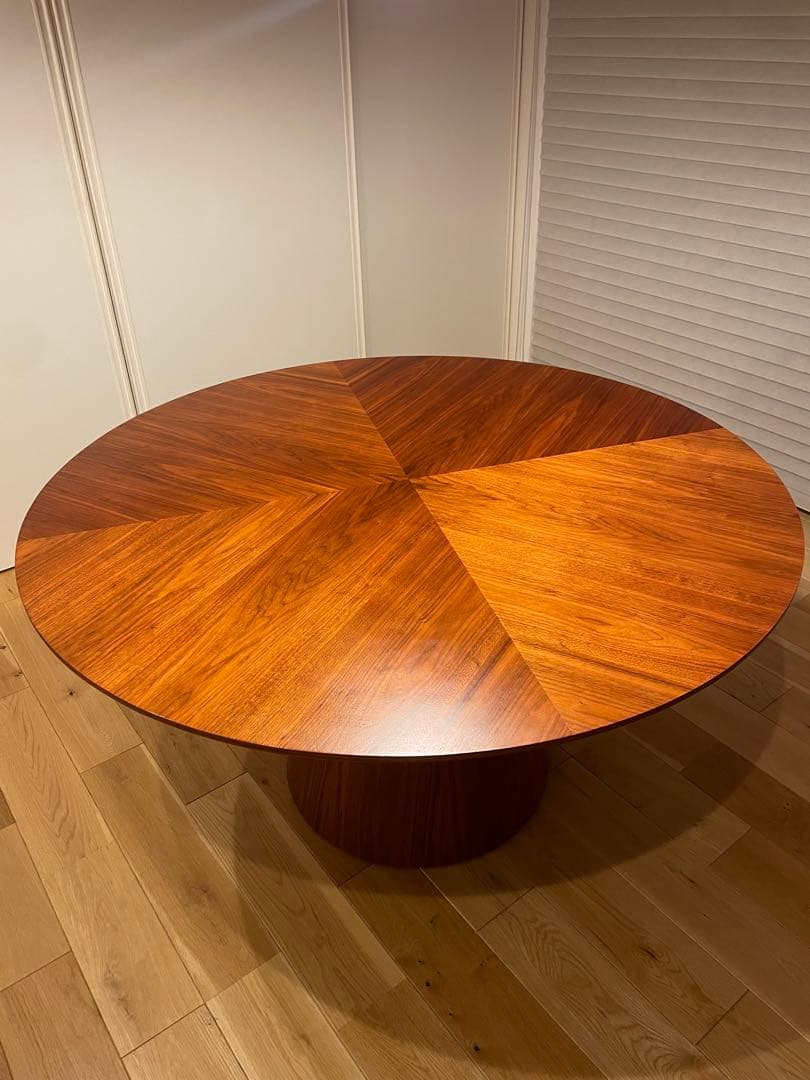 ダイニングテーブル　円形